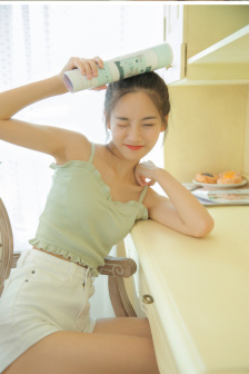 不纽扣女孩